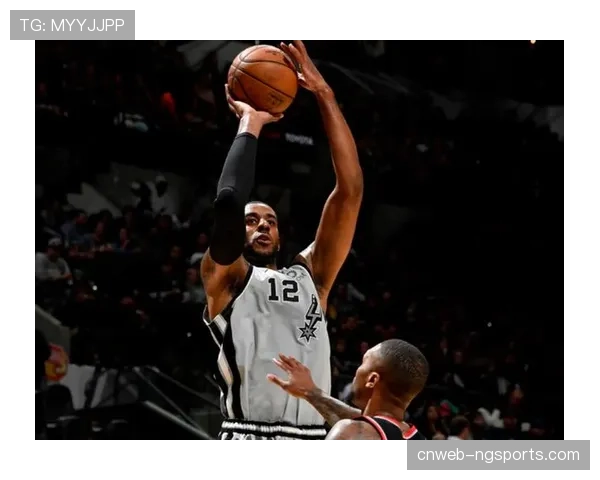 凭借替补席出色发挥 雷霆队险胜马刺终结四连败